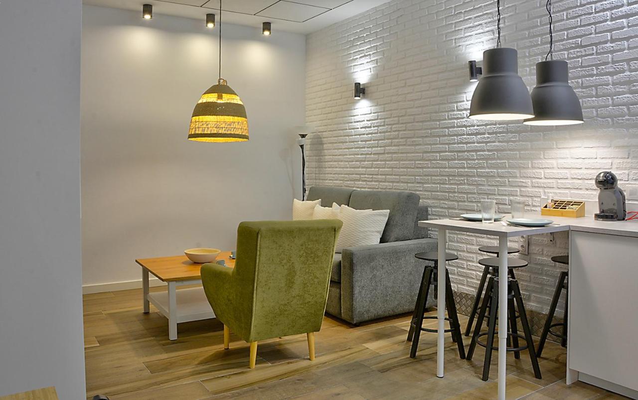 Apartsuite B&R Triana Arellano Sewilla Zewnętrze zdjęcie