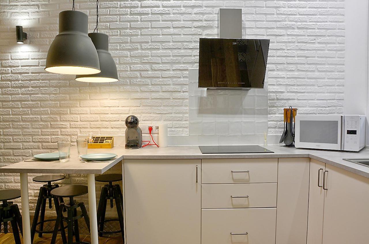 Apartsuite B&R Triana Arellano Sewilla Zewnętrze zdjęcie