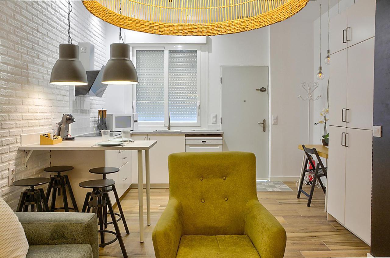 Apartsuite B&R Triana Arellano Sewilla Zewnętrze zdjęcie