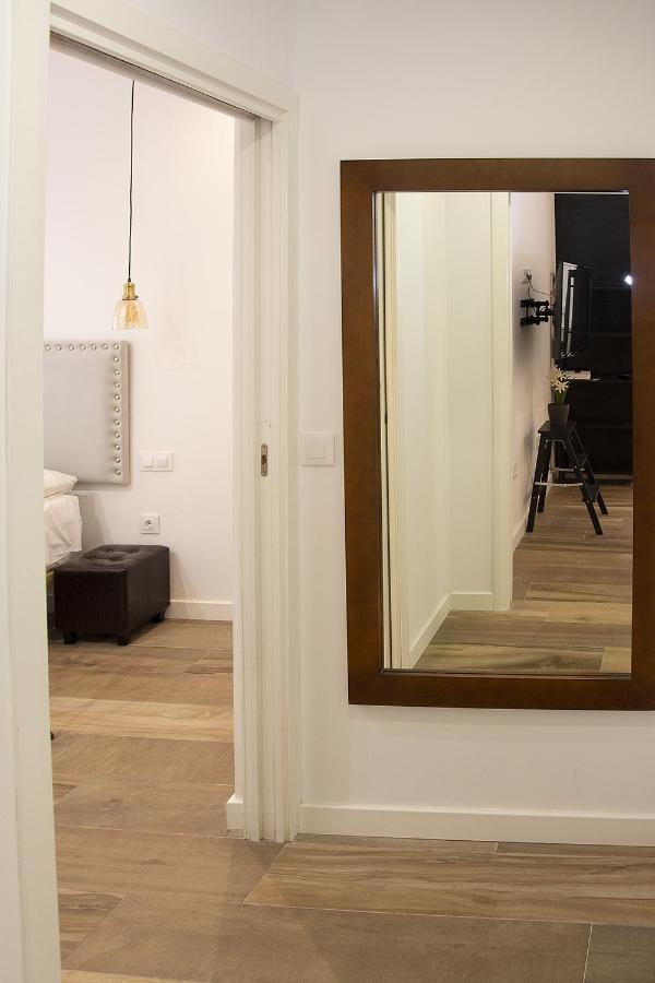 Apartsuite B&R Triana Arellano Sewilla Zewnętrze zdjęcie
